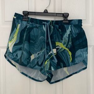 Women’s athletic shorts size medium